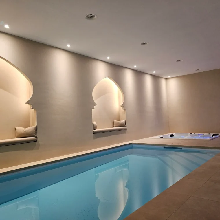 privé spa met zwembad